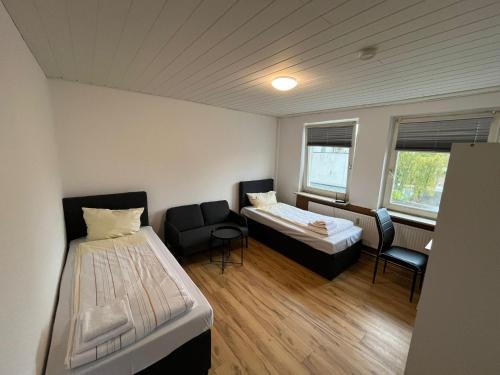 Neumuenster Apartamento | Monteurwohnungen nähe Holsten Galerie