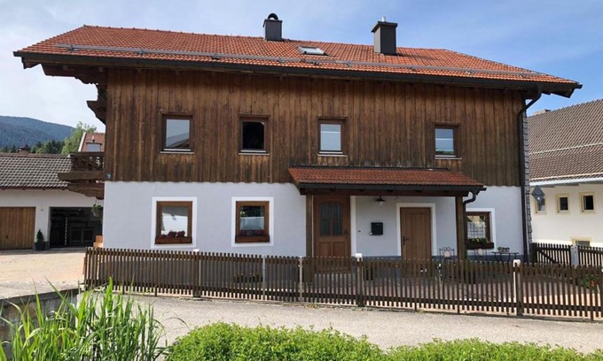 Teisendorf Casa | Monteurzimmer am Teisenberg