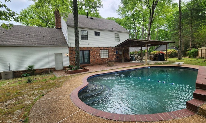 Cordova Casa | MONTHLY STAYS-The Ultimate Retreat, 5 BR+ Extra Space Beds - Outdoor Pool