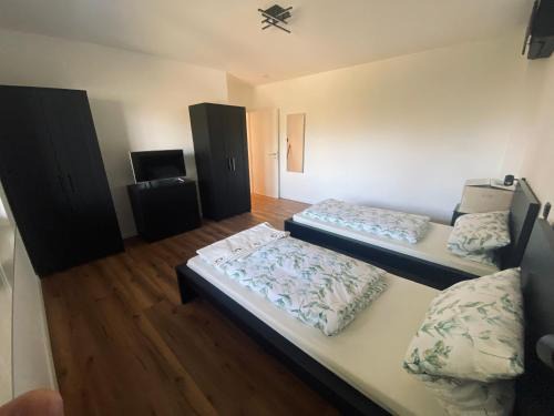 Dormagen Casa | Montihaus Gäste & Monteurzimmer