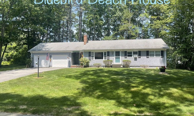 Moody Casa | Moody Beach is only a 1/2 mi walk away! Located in a Quiet Neighborhood.