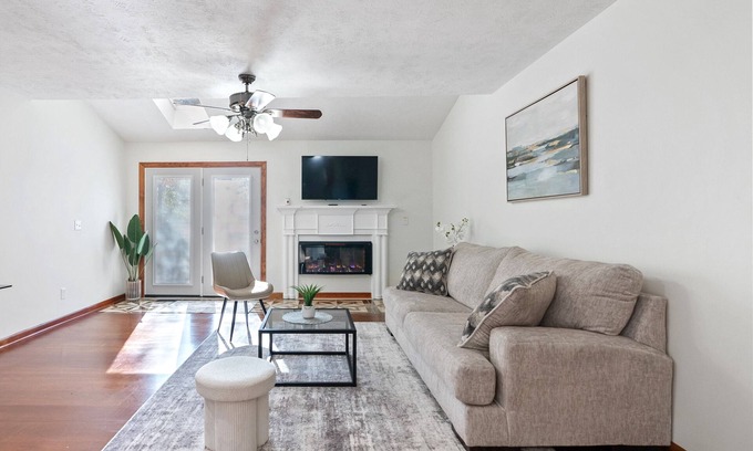Terry Sanford Casa | Moodyjoy Townhouse – Close to Everything!