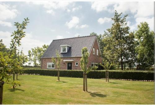Aagtekerke Casa | Mooi, vrij gelegen vakantiehuis dichtbij zee en strand!