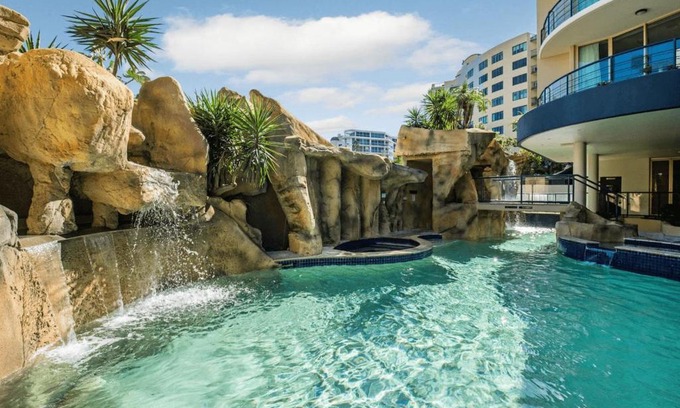 Mooloolaba Apartamento | Mooloolaba Beachfront: Superior Resort Apartment