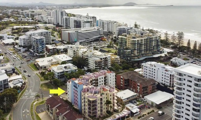 Mooloolaba Complejo | Mooloolaba Perfect - beach, wharf, dining ZE2