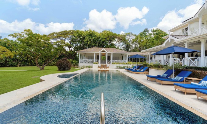Paynes Bay Villa | Moon Dance in St. James by Personal Villas - Casual Elegance, Luxury and Comfort