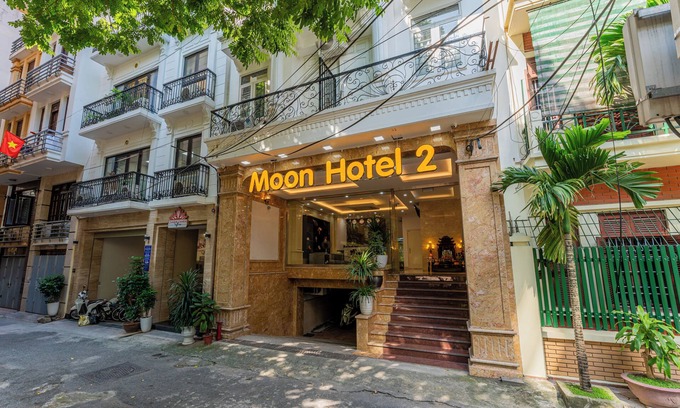 Trung Hoa Nhan Chinh Hotel | Moon Hotel Do Quang