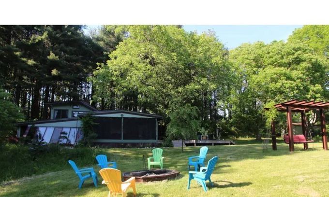 Geneva Township Cabaña | Moon Lake Eco Retreat and Design Studio
