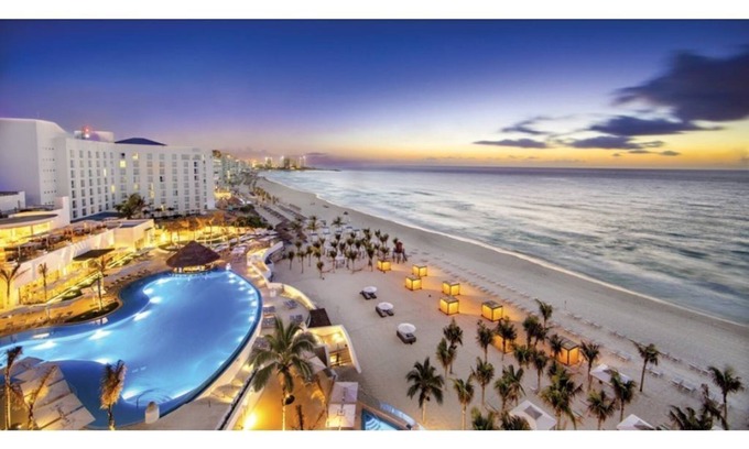Alfredo V. Bonfil Complejo | Moon Palace - Cancun - Palace Elite Membership – ALL INCLUSIVE!
