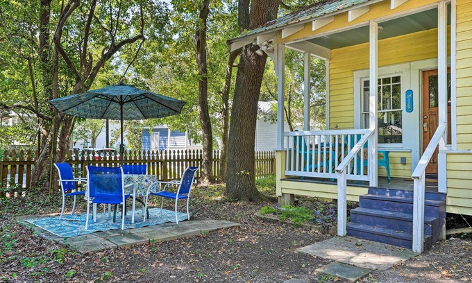 Biloxi Cabaña | 'moon Pie Cottage' Near Dtwn Ocean Springs!
