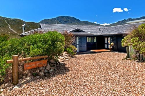 Pringle Bay Casa | Moon River House
