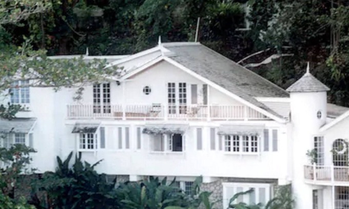 Port Antonio Hotel | Moon San Villa at the Blue Lagoon