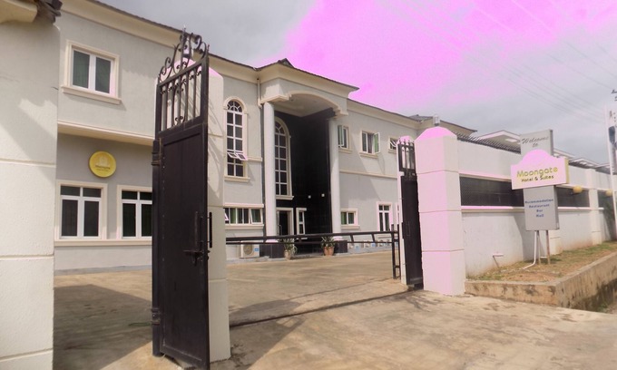 Abeokuta Hotel | Moongate Hotel and Suites