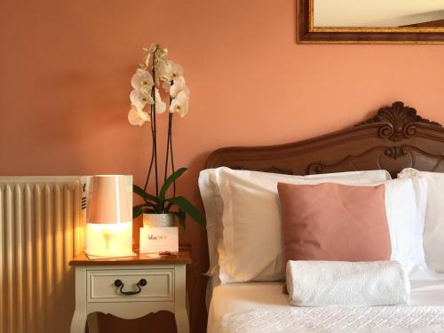 Perinaldo Casa | Moonlight- Bedbluesky