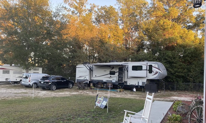 New Bern Alquiler De RV | Moonlight Lake RV Park Lots for rent