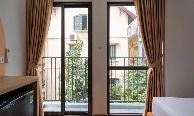 Quang An Apartamento | Moonlit Suites Hotel