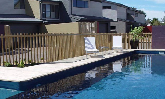 Bermagui Casa | MOORHEN COVE 3: 3/15 Wallaga Lake Road- Amplia y lujosa casa adosada con vistas