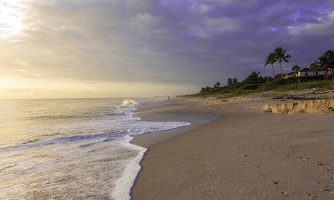 Moorings Apartamento | Moorings Big 2-bedroom condo in Vero Beach just One block from private beach