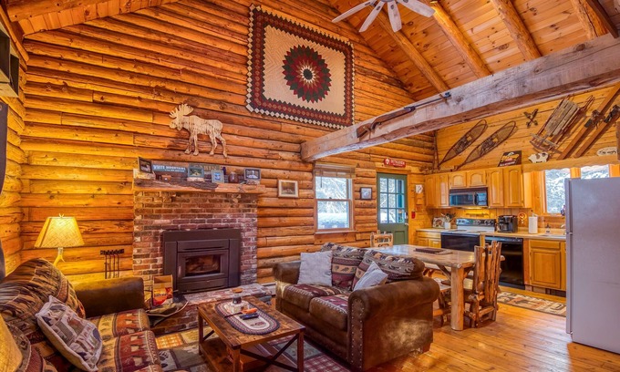 Bethlehem Cabina | Moose Creek Lodge NH