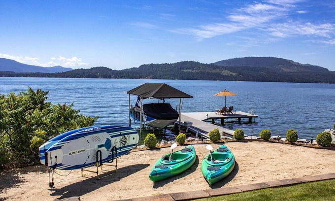 Sandpoint Casa | Moose Manor Lake House