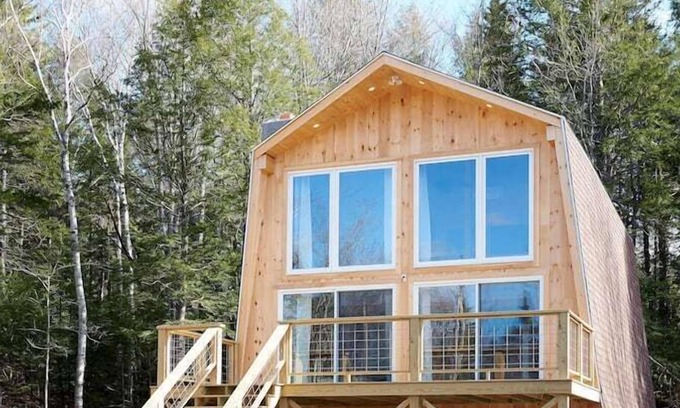 Greenville Junction Casa | MooseHaus - Dream Cabin in by Moosehead Lake ME