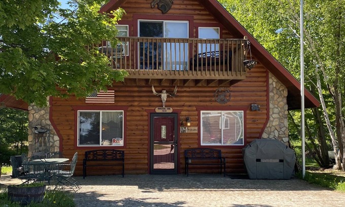Whipholt Cabina | Moosehead Cabin on Leech Lake