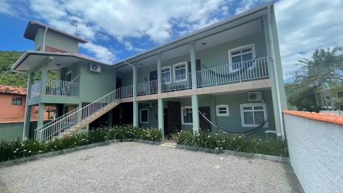 Guarda do Embau Apartamento | Moradas da Bibi