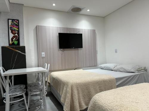Carianos Apartamento | Moradas Desterro, próximo ao aeroporto 02