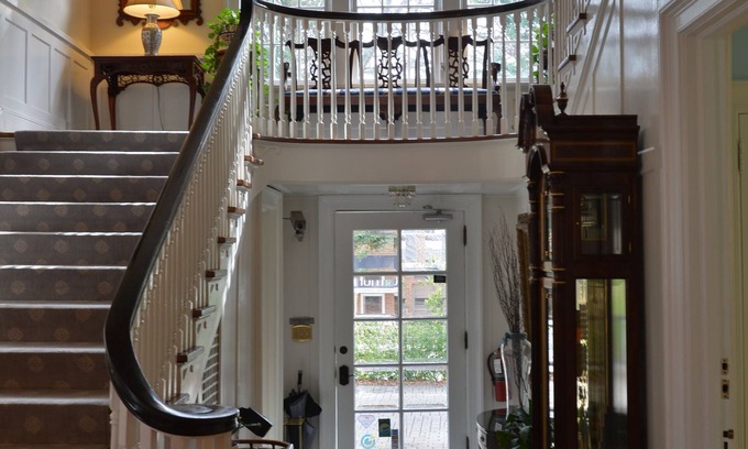 Dilworth Cama Y Desayuno | Morehead Inn