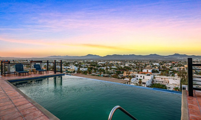 Centro de Cabo San Lucas Casa | Morgan Residences 607 @ Boutique Hotel with pool, gym & spa