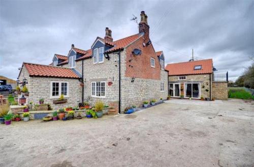 Pickering Casa | Morgan's Rest