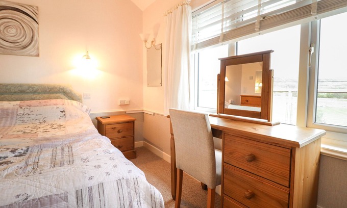 Llandanwg Cabaña | Morlyn Guest House Apartment
