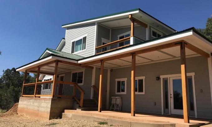 Mariposa Casa | Morning Star Vista near Yosemite - countryside with mountain views