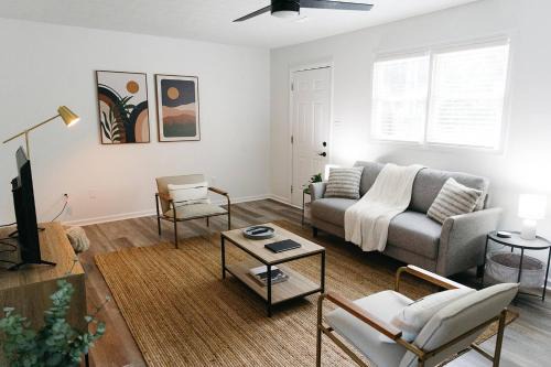 Berea Apartamento | "Morning View 1" Cozy Modern Stay - College/Hiking