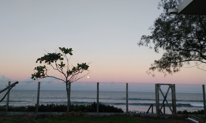Morro das Pedras Alquiler De RV | Morro de las Piedras Surf Camping