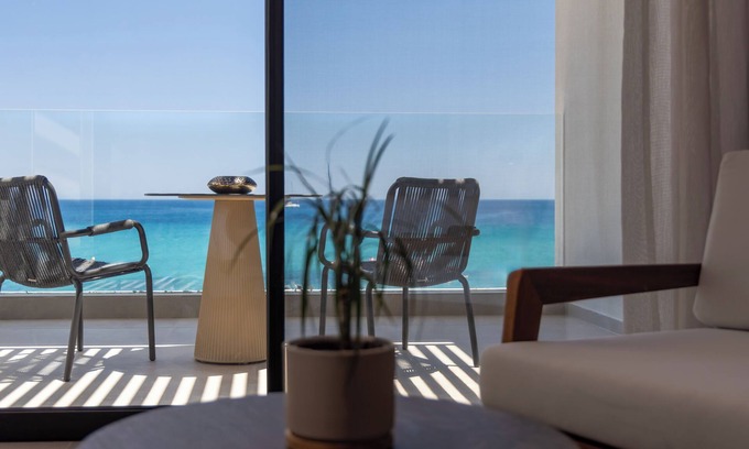 Lambi Hotel | Mosay All Suite Hotel - Adults friendly