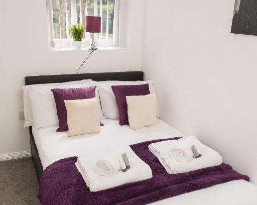 Moseley Apartamento | Moseley Mews Village Suites - Purple