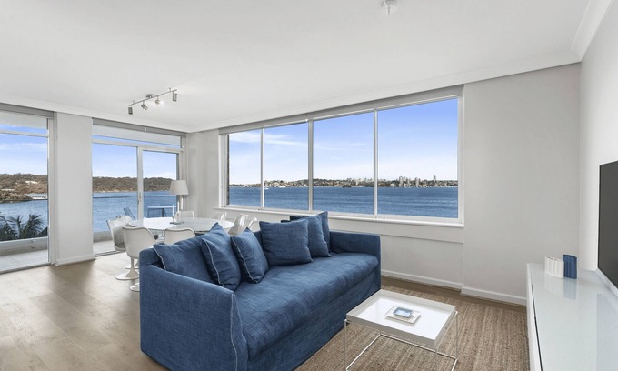 Mosman Apartamento | Mosman- RAG05 - Raglan Street - Waterfront 2BR Apartment with Stunning Harbour Views Balcony Near Mosman Ferry