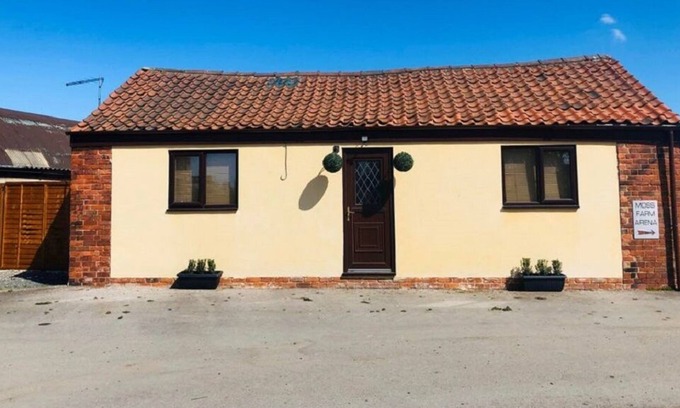 Kirk Sandall Cabaña | Moss Farm Cottage - A haven for horse & countryside lovers