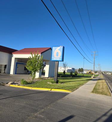 Billings Hotel | Motel 6-Billings, MT - North