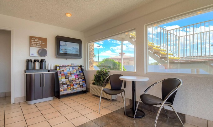 Sunrise Manor Hotel | Motel 6 Las Vegas, NV - Boulder Highway