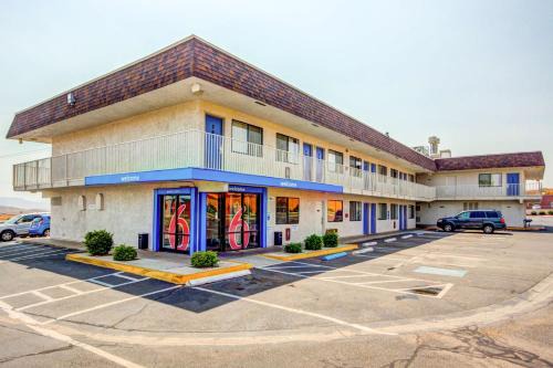St. George Hotel | Motel 6 Saint George, UT