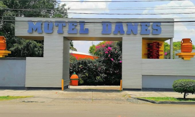 Centro de Querétaro Hotel | Motel Danés Querétaro