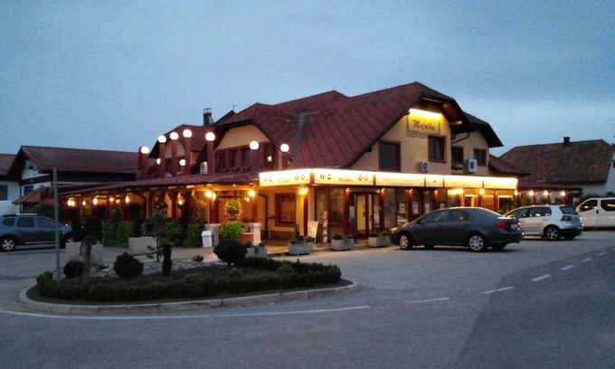 Videm Casa | Motel Majolka