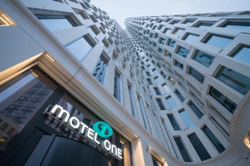 West Berlin Centre Hotel | Motel One Berlin-Upper West