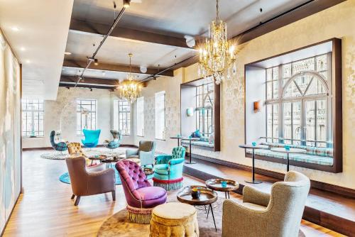 New Town Hotel | Motel One Edinburgh-Princes