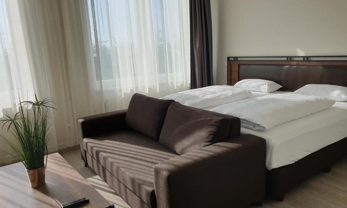 Schoenefeld Apartamento | Motel Plus Schönefeld