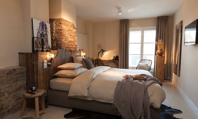 Neude Janskerkhof en Domplein Hotel | Mother Goose Hotel