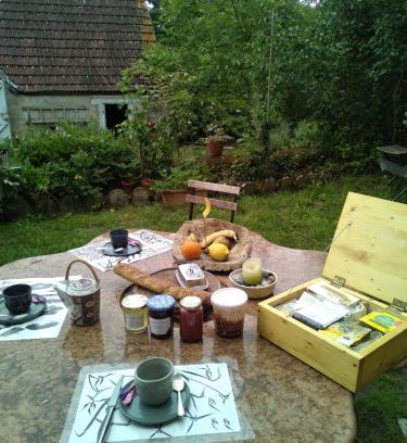 Le Veurdre Cama Y Desayuno | Moulin Barrat