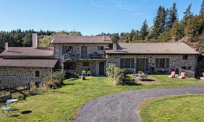 Viverols Casa | Moulin des Comtes, 4-person gîte in the heart of the Ance valley.